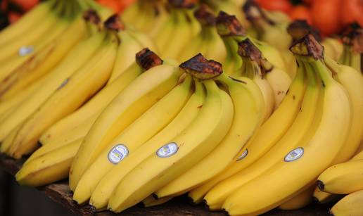 Mnogi se &ccaron;ude: Za&scaron;to su banane u du&cacute;anima sada tako jeftine?
