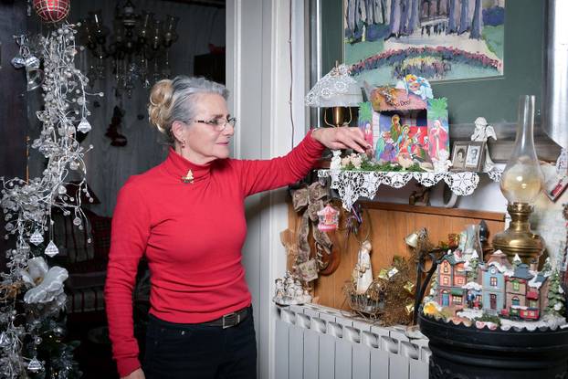 24SATA Zagreb: Stan ukrašen blagdanskim dekoracijama