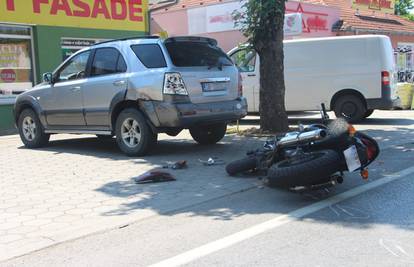 Motociklist (26) teže ozlijeđen u sudaru s autom u Sl. Brodu