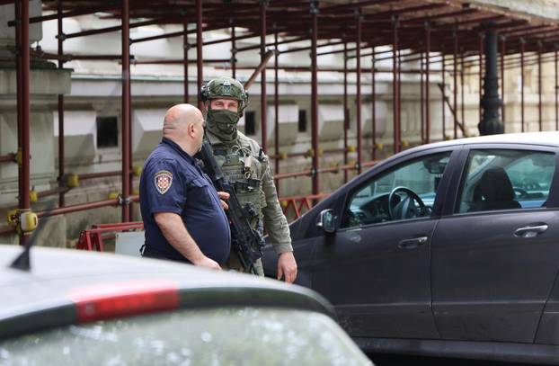 Petar Ćosić i Manuel Vulić Veneno dovedeni su na sud u Zagreb pod jakim mjerama osiguranja