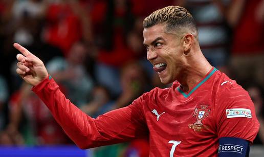 Cristiano Ronaldo: Najbolji sam u povijesti nogometa. I to&ccaron;ka