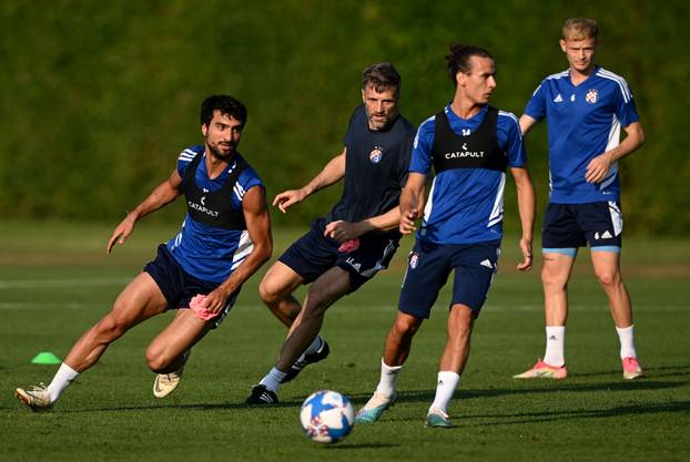 Trening nogometaša GNK Dinamo na pripremama u Sloveniji