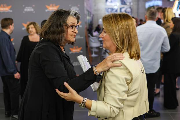 Zagreb: Premijera nove HRT-ove humoristično-dramske serije "Blaž među ženama"