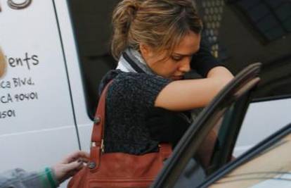 Jessica Alba odlučila da se neće slikati gola u trudnoći