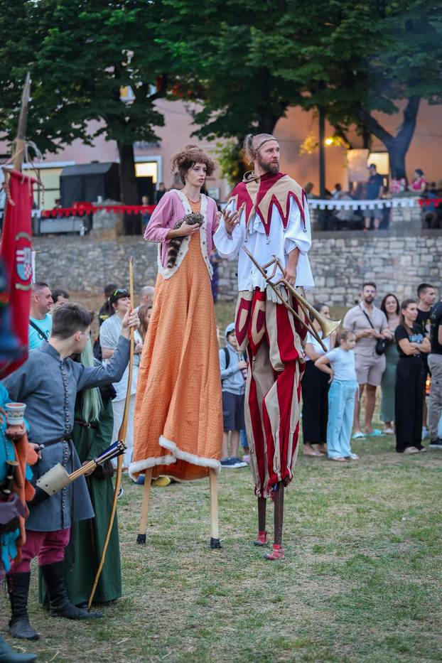 Otvoren je  13. Srednjovjekovni festival u Svetvinčentu