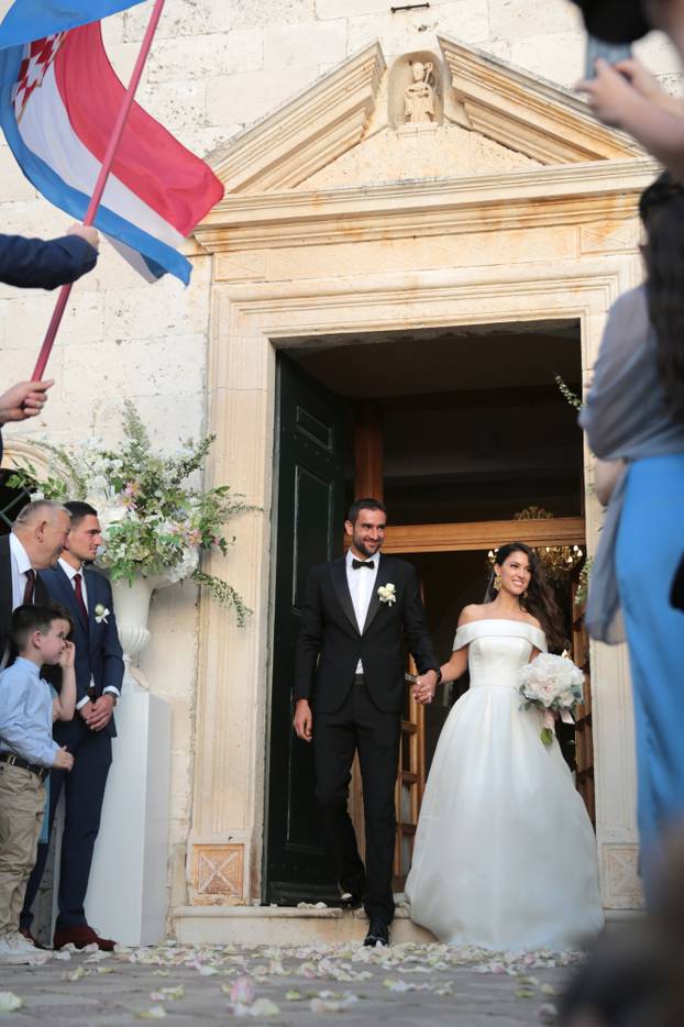 ARHIVA - 2018. Cavtat: Marin Čilić sa suprugom Kristinom izlazi iz crkve nakon vjenčanja