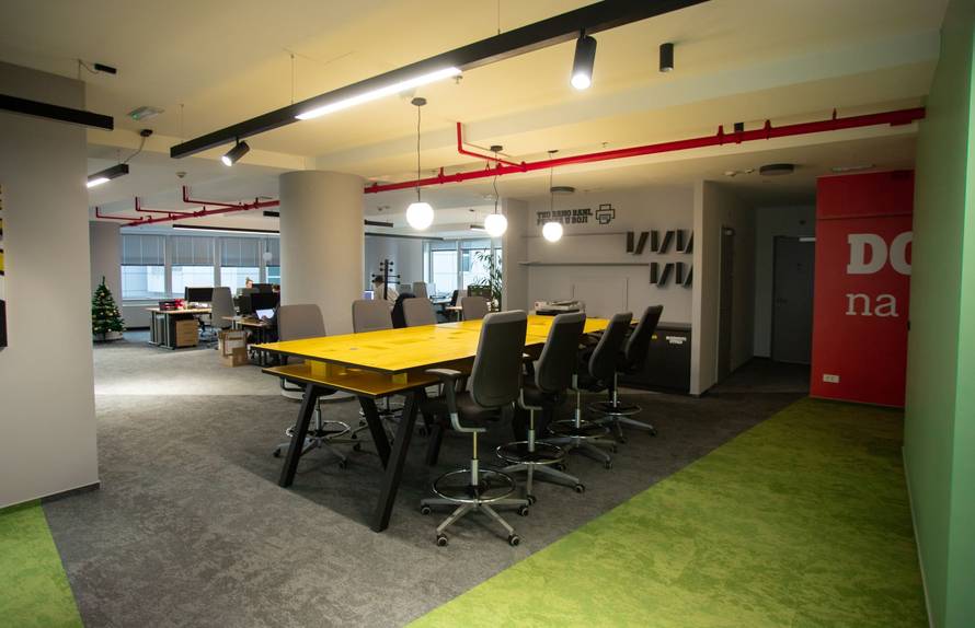 Tele2 povećao broj radnika,  a u 2020. okreću se i prema 5G