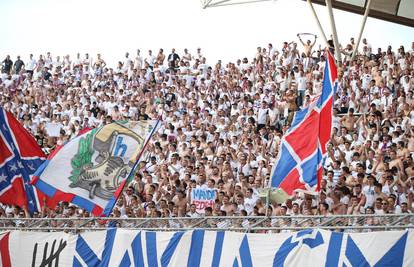 Torcida dolazi 'bilim vlakom' u Zagreb: Na jug Maksimira svi u majicama 'sloboda navijačima'