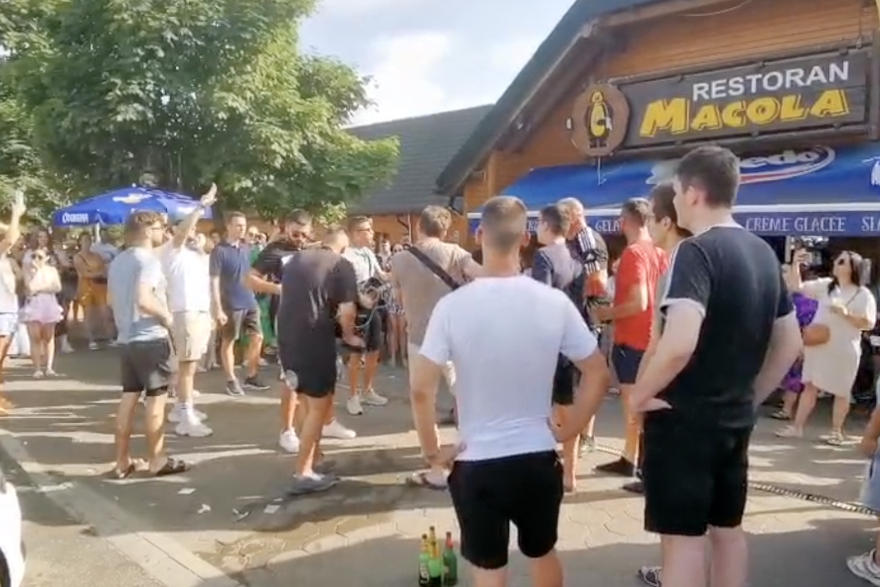 Thompsonovi fanovi zapjevali na Macoli