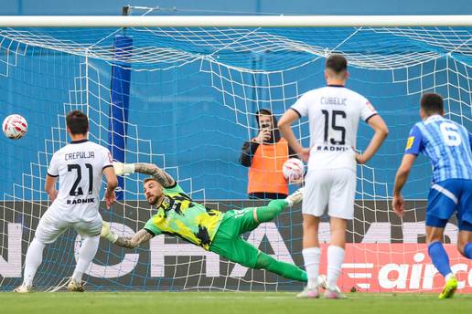 Josip Posavec za 24sata: Uvijek mi je Dinamo bio dje&ccaron;a&ccaron;ki san. Hajduk? Pamtim poruku Torcide