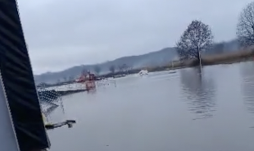 VIDEO Skladište kod Zaprešića potpuno poplavila jaka kiša