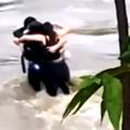 Potresne scene u Italiji: Troje mladih se zagrlilo usred bujice. Odnijelo ih je. Još ih traže...