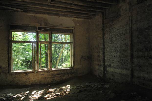 Zagreb: Razrušena bolnica Brestovac na Sljemenu