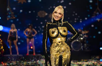 Novogodišnja emisija Nove TV ugostila i Lepu Brenu: Svi napali njezinu modnu kombinaciju
