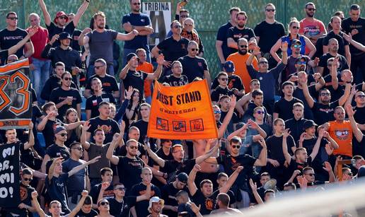 Funcuti nakon kraha Šibenika opleli po vodstvu: Klošari, nemate ni obraza, a ni srama...