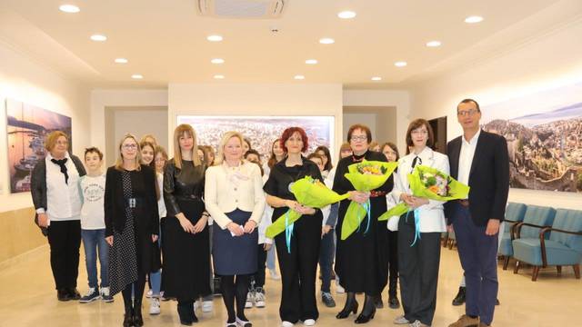Grad Rijeka nagradio učiteljicu, psihologinju i odgojiteljicu: Vi ste naše ambasadorice...