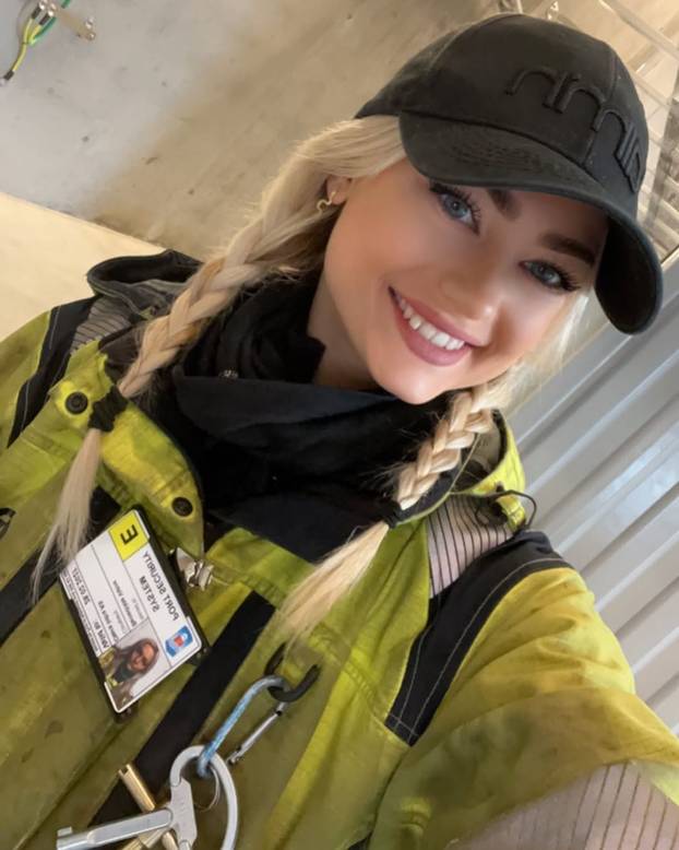 FOTO Plavokosa ljepotica radi na naftnoj platformi: Ljude to šokira! Dižem se u četiri ujutro