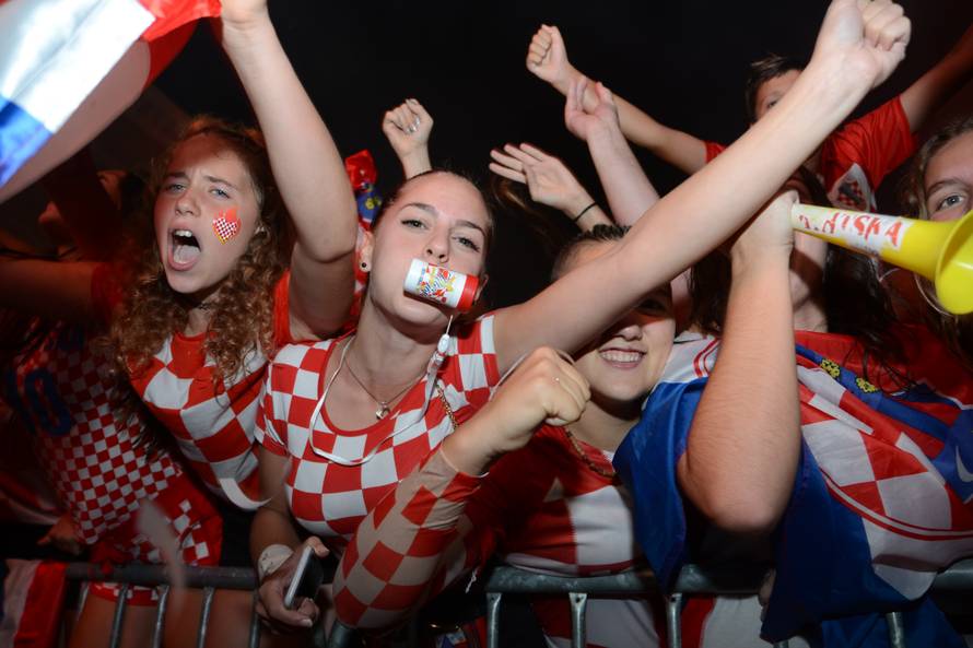 Idemo u finale! Ludnica na ulicama, cijela Hrvatska gori