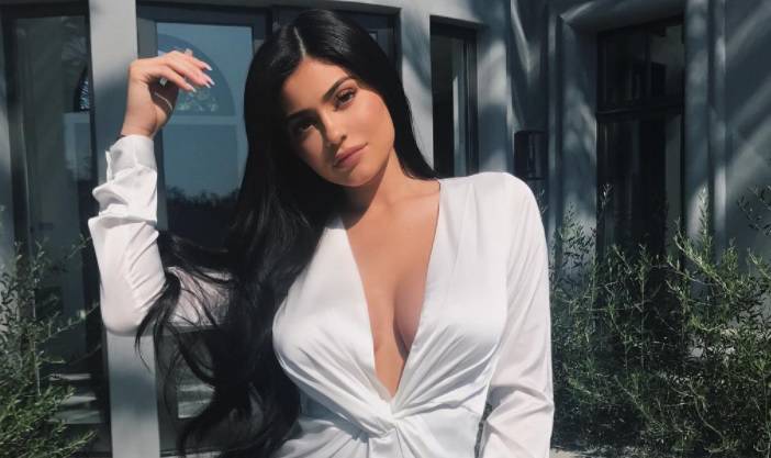 Na meti kritika: Kylie Jenner (20) je opet povećala grudi?