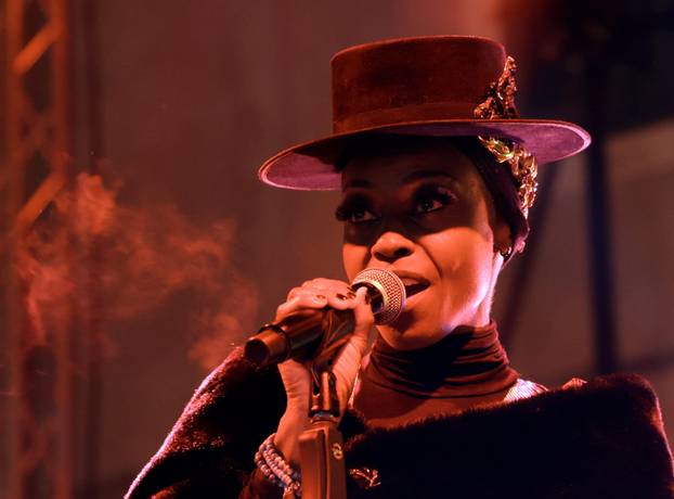 Šibenik:  Britanski trip-hop bend Morcheeba uveo je šibencane i njihove goste u novu 2026.godinu