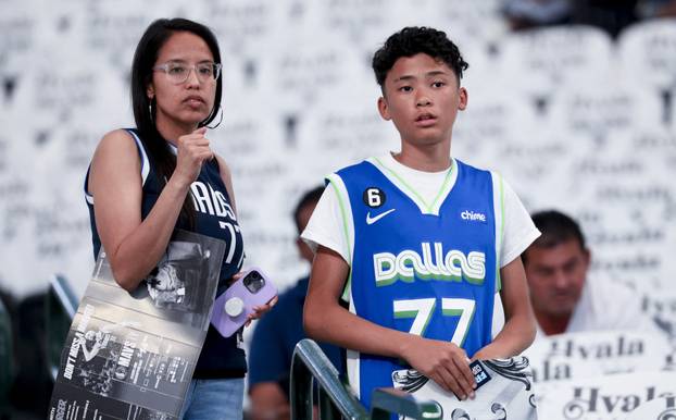 NBA: Los Angeles Lakers at Dallas Mavericks