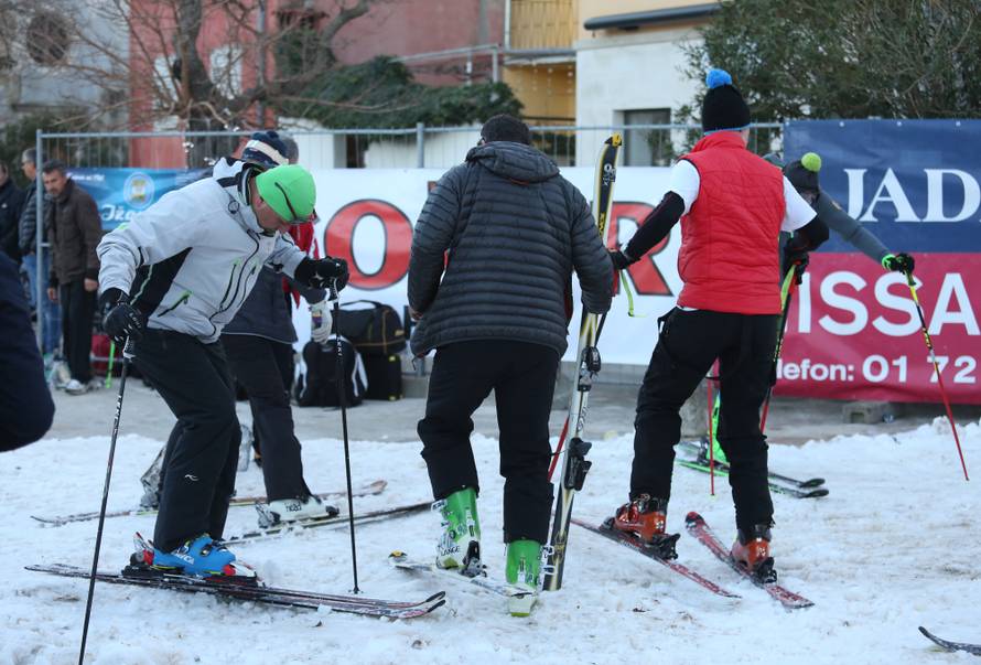Skijaški spektakl uz more: Iška kraljica privukla je stotine ljudi