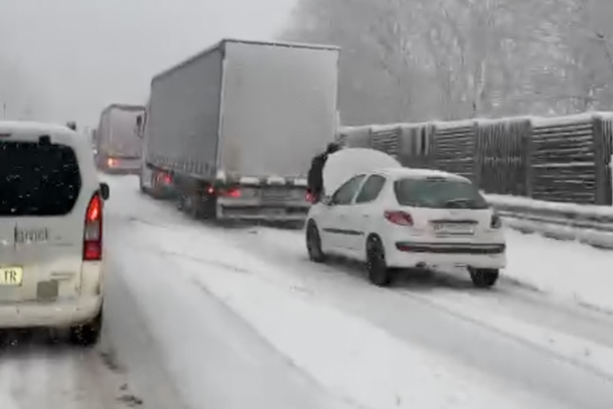 Kolaps  na autocesti pred ljubljanu