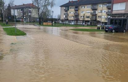 Poplave u Slavoniji: 'Vode su rasle brzo u kratkom vremenu'