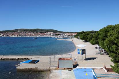 FOTO Stigla jesen, a plaže u Dalmaciji skroz puste i prazne