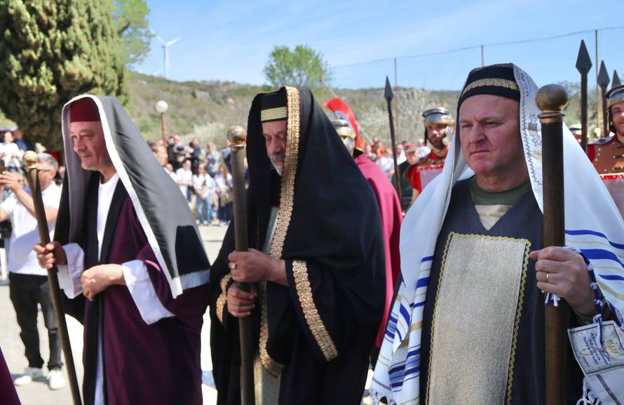 Katuni : Tradicionalni 25. Hrvatski festival žudija