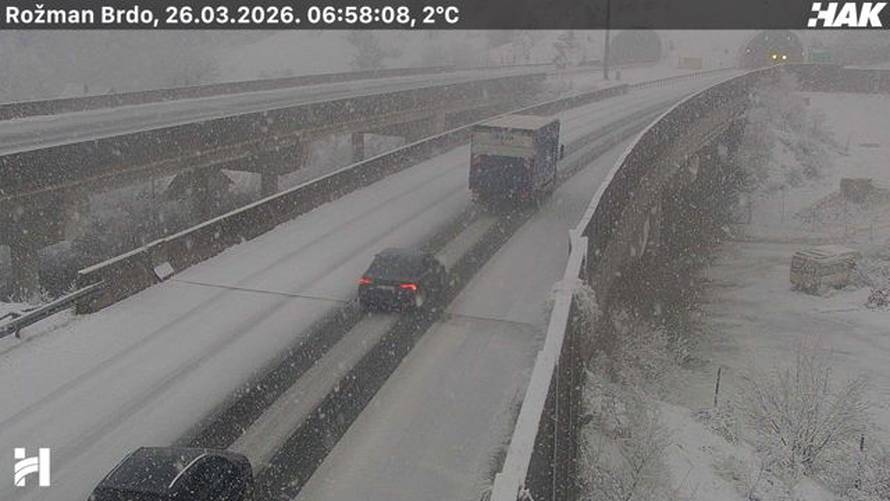 FOTO SNIJEG ZAMEO CESTU Evo kako izgleda A6 Zagreb - Rijeka