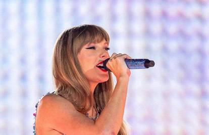 Nema privatnosti ni na večeri s prijateljima: Fanovi Taylor Swift blokirali promet u New Jerseyju