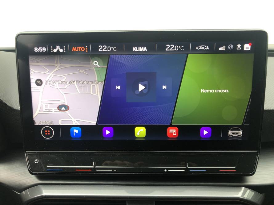 Cupra Leon: Donosi više šminke nego sporta, ali je odličan auto