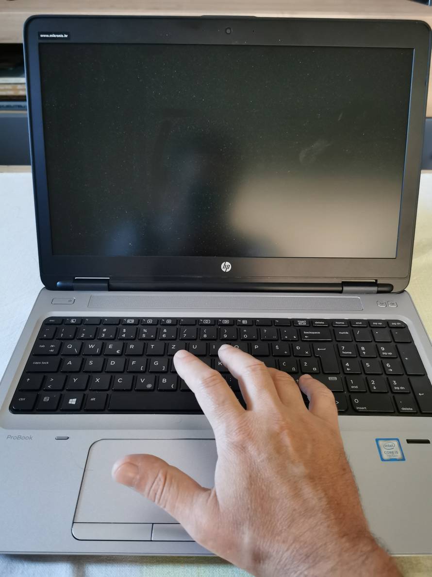 Krivotvorio mail, račun u banci i dokumentaciju: Tvrtka mu je uplatila  desetke tisuća kuna...