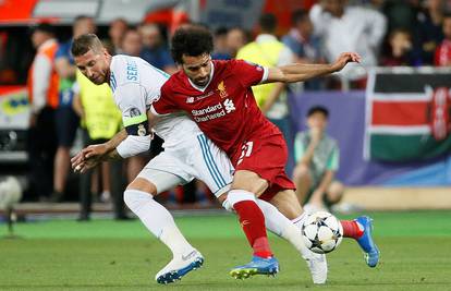Ramos se ispričao Salahu zbog ozljede: 'Brz oporavak ti želim'