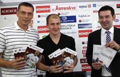 Na Poljudu je predstavljen vodič kroz sezonu Hajduka