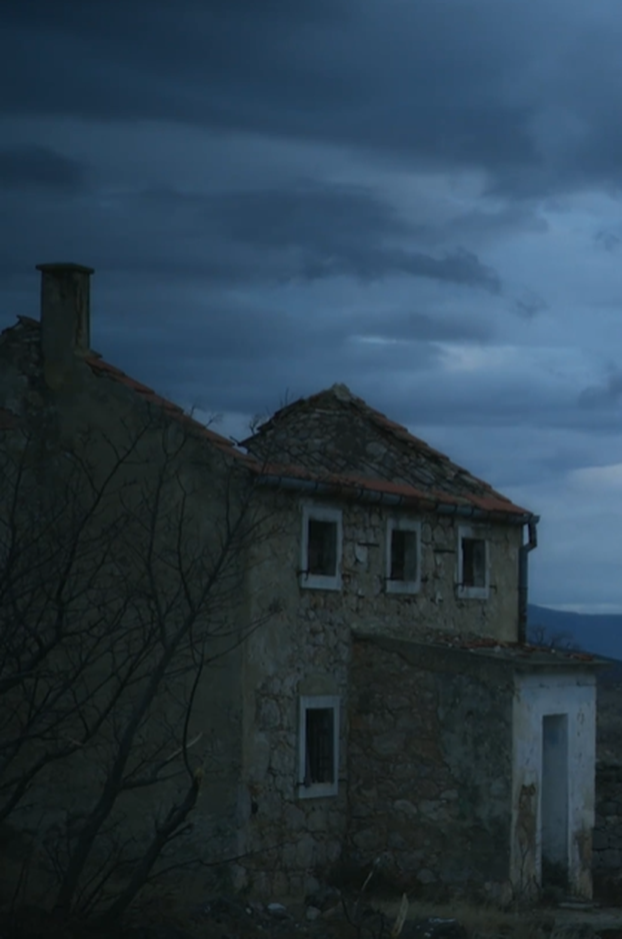 FOTO Ovo je rodna kuća Luke Modrića. Okružena je minama