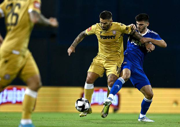 Zagreb: Derbi Dinama i Hajduka na stadionu u Maksimiru