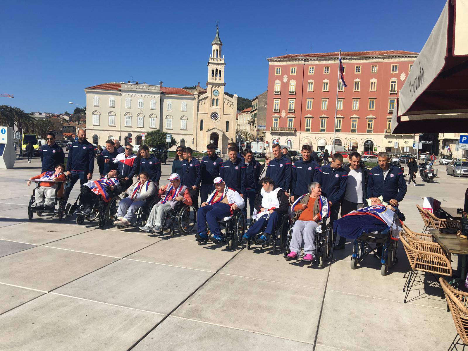 Hajdukovci se družili s djecom i sa štićenicima iz 'Samaritanca'