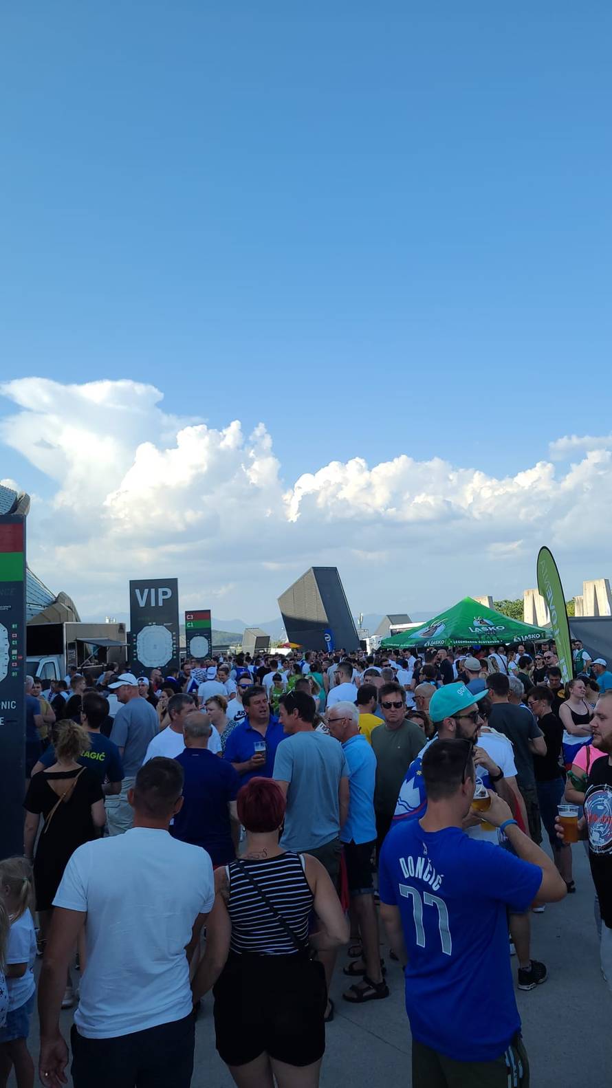 Uh, ovo boli: Slovenci održali Hrvatskoj školu košarke, u nedjelju ovisimo i o njima!