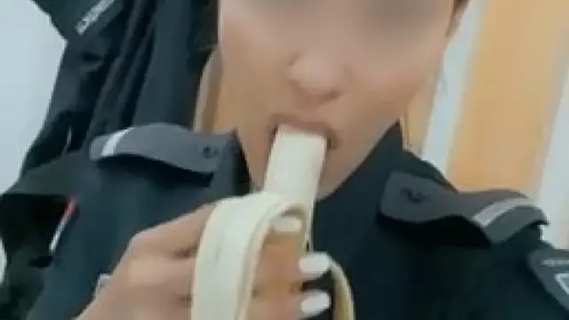 Pornoskandal u srpskoj policiji: Policajka se snimala dok oralno zadovoljava kolegu u toaletu