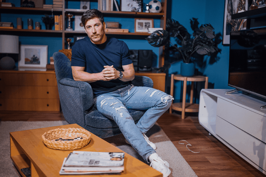 Gol prizor ispod tuša! Naš mladi glumac oduševio Nives Celzijus, poručila mu: 'Ovo zove na blud'