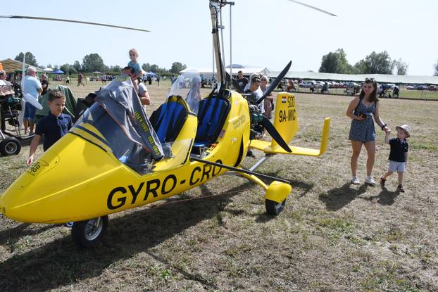 Aeromiting Sisak 2024. memorijalni aeromiting Marijan Celjak