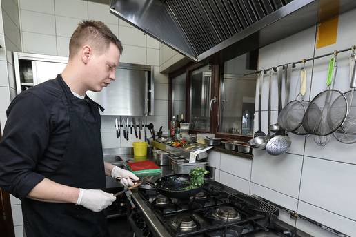 Jeste li znali &scaron;to se doga&dstrok;a s ostacima hrane iz restorana?