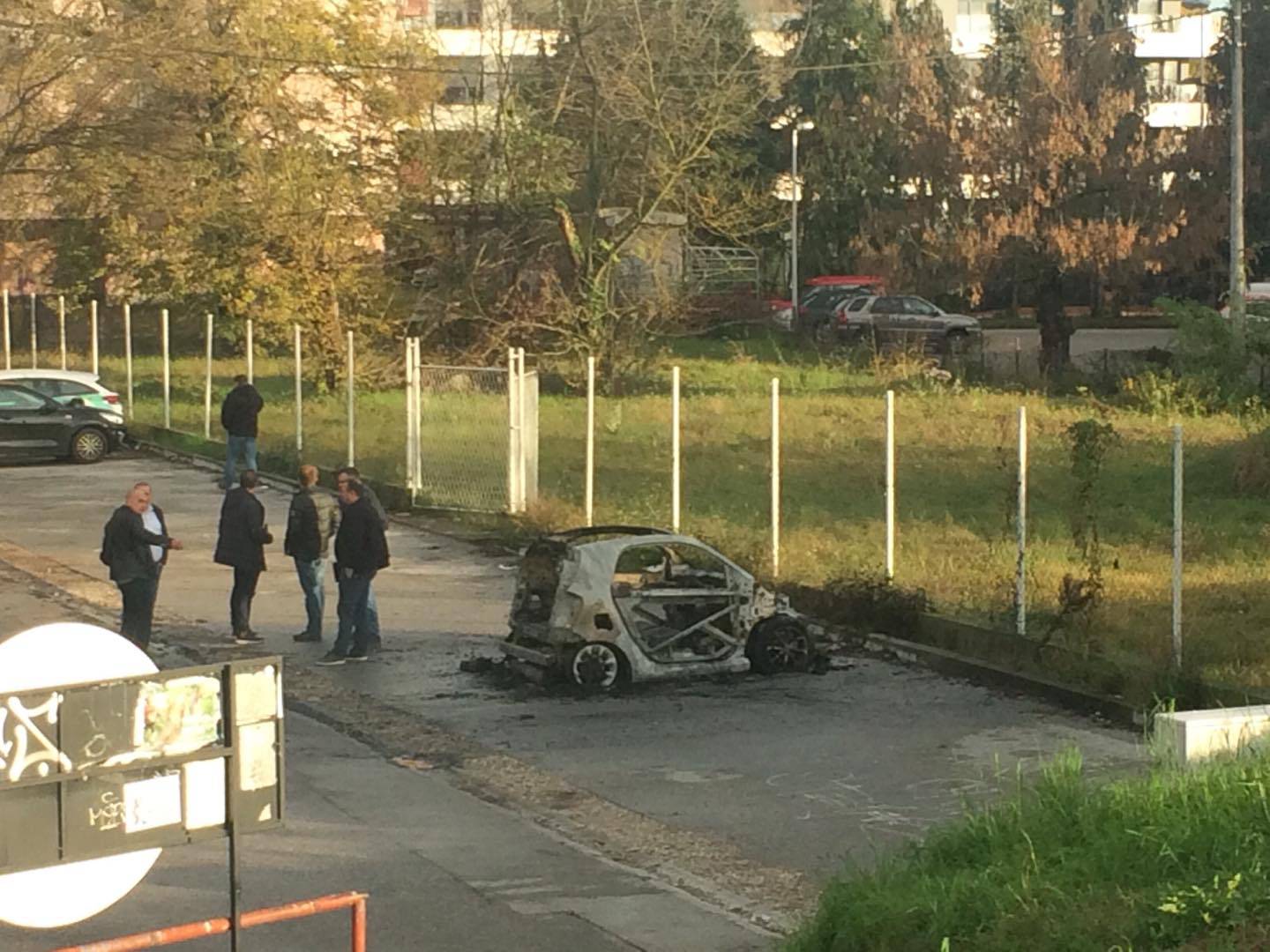 Požari po cijelom Zagrebu: Na pet lokacija gorjelo osam vozila