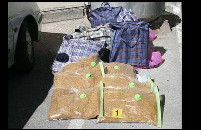 Dvojac u Splitu zatečen sa 110 kg duhana vrijednog 30.000 kn