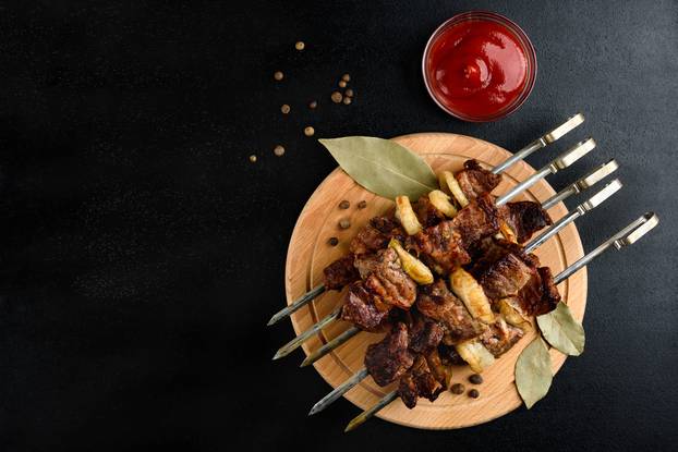 Grilled,Meat,Skewers,,Shish,Kebab,With,Ketchup,And,Spices,On