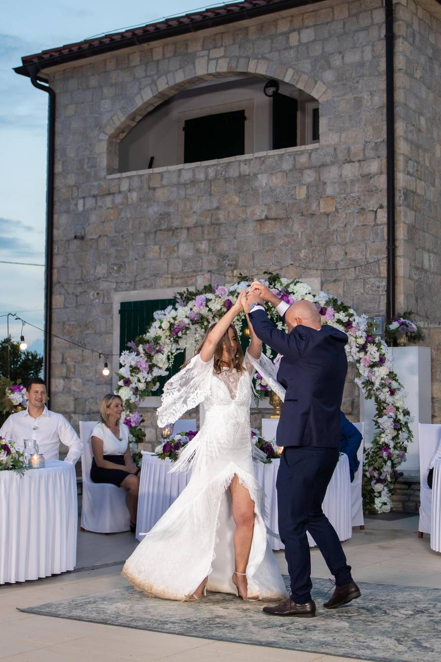 Karmen misli da je Josip previše sirov, a on joj nije ostao dužan: 'Neka si nađe umirovljenika...'