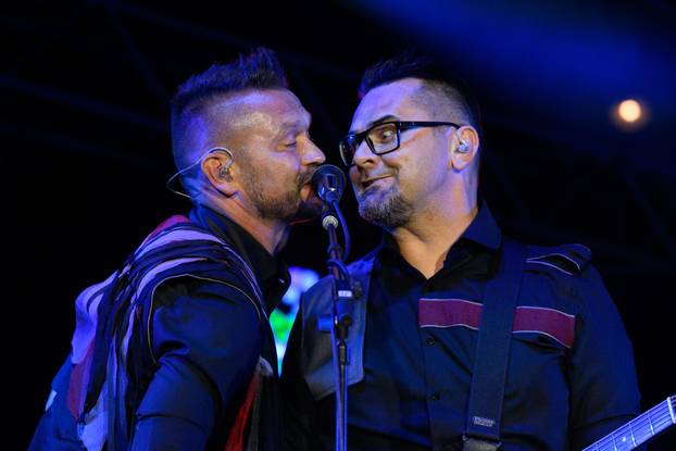 Zagreb: Slavljenički koncert grupe Vatra povodom 25 godina profesionalne karijere