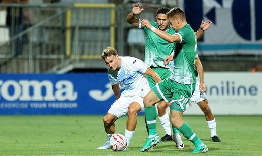 Toni Fruk ostaje u Rijeci barem za klju&ccaron;nu bitku. Prodaja &ccaron;eka